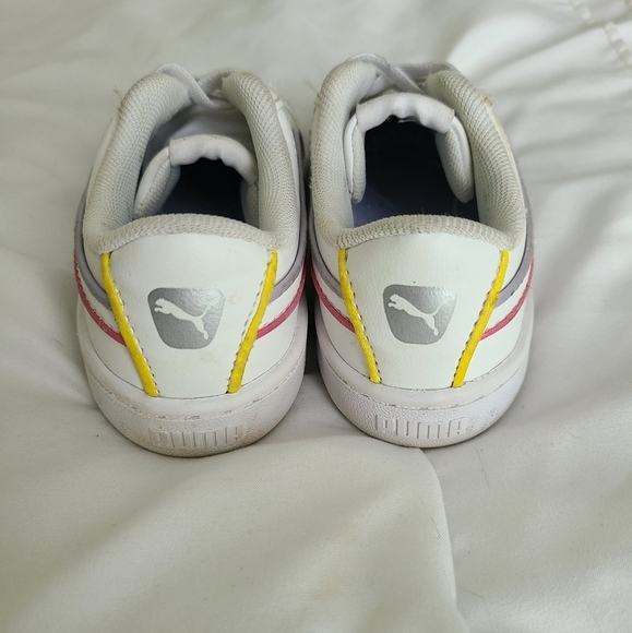 PUMA Shoes Girls Toddler 10C White Vikky v2 Court-Style Sneakers - Picture 3 of 5
